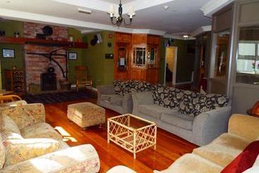هتل Tralee Holiday Lodge