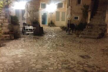 酒店 Antico Convicino Rooms Suites & Spa