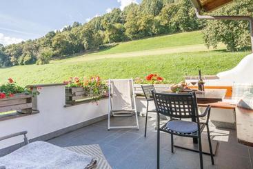 هتل Appartements Kerschbaumer