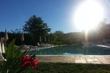 هتل Residence Corte Del Bosco