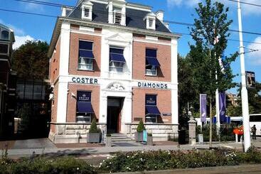 Amsterdam Hostel Uptown