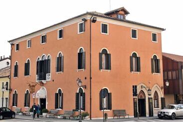 בית מלון כפרי 5 Colonne