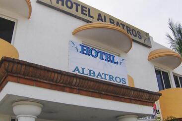 فندق Albatros