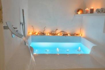 هتل Albergo Diffuso Monopoli
