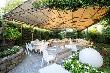 ホテル Albergo Ristorante Giardino