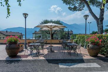 Отель Villa Edy