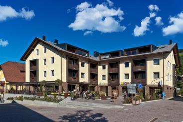 호텔 Ariston Dolomiti Residence