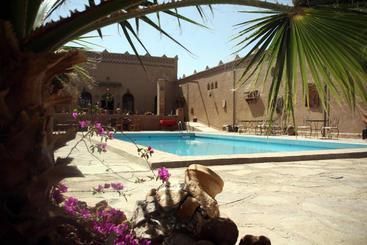 هتل Kasbah Ennasra