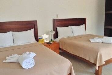 هتل Posada Malix Pek