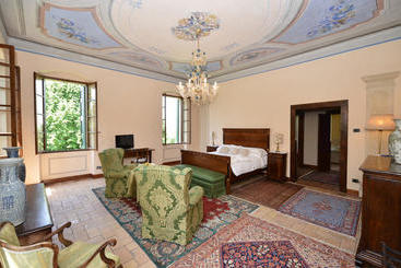 Отель Relais Villa San Matteo