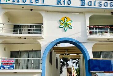 فندق Rio Balsas