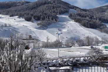 هتل Pension Bräuhaus