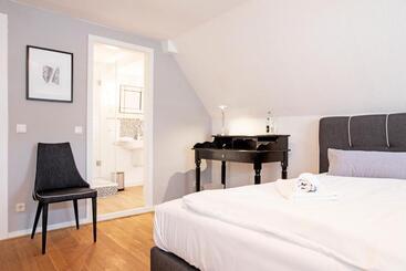 هتل Pension Café Eisgold