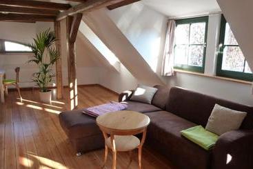 דירות לתיירים Ferienwohnung Am Erfurter Dom