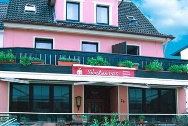 ホテル Gästehaus Garni Sebastian 1520