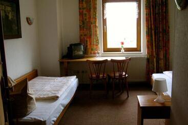 Landhotel Goldener Becher