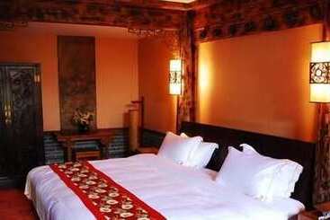 فندق 2418 Inn   Lijiang