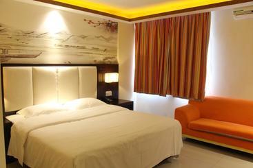 فندق 8 Inn Dongkeng