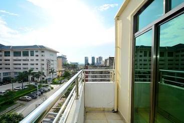 هتل Chenhai Resort