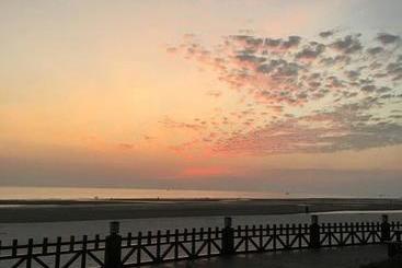هتل Chenhai Resort