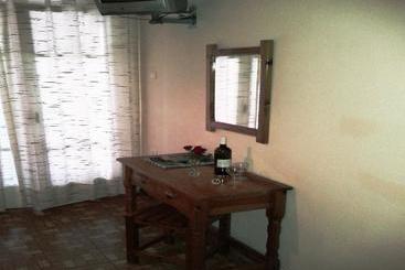 Apostolos & Eleni Family Apartments