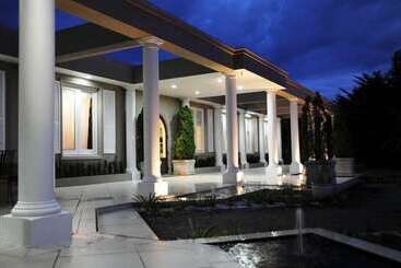 Norwood House Motel & Receptions