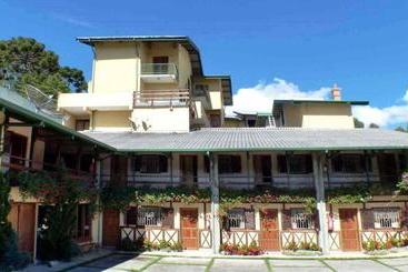 호텔 Pousada Alpes Da Serra Campos Do Jordão