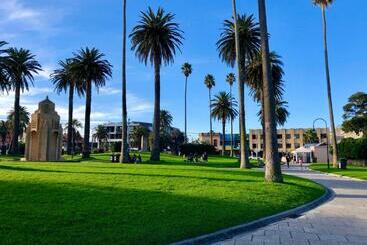 旅馆 Barkly Backpackers