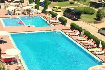 فندق Gladiola 1 Ex Akacia