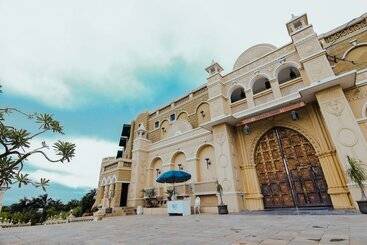 Hotel Heritage Khirasara Palace