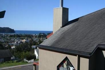 هتل Pacific View B&b