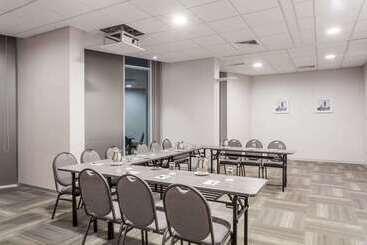 בית מלון כפרי Ramada Encore By Wyndham Lima San Isidro