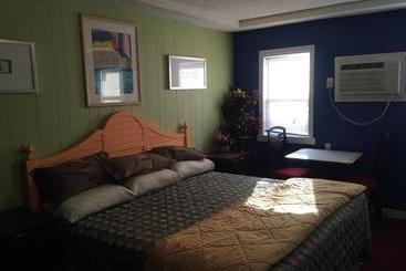هتل Destiny Inn