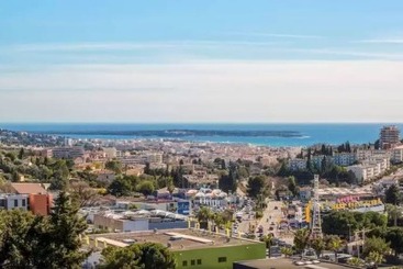 هتل Ibis Budget Cannes Mougins