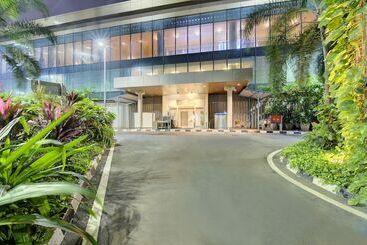 Niranta Transit Hotel Mumbai Airport   At Arrivals