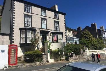 בית מלון כפרי The Chelsea