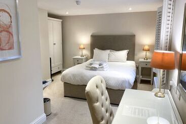 호텔 The Rising Sun