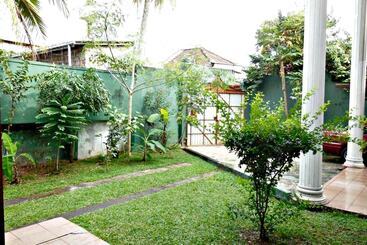 膳宿费 Ashan S Cozy Homestay