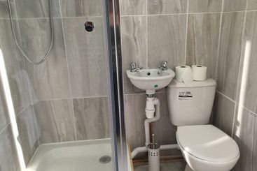 ペンション Ditton Meadows House