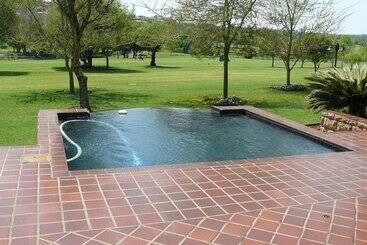 פנסיון The Woodpecker Inn