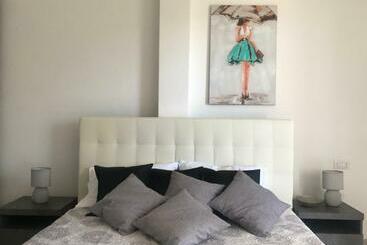 تختخواب و صبحانه Cala Caterina Rooms