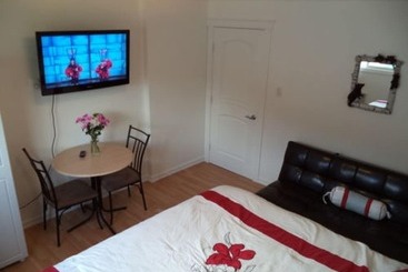 צימר Enchanted Rainforest Guesthouse