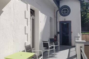 تختخواب و صبحانه Hébergement Artense