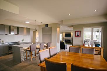 تختخواب و صبحانه Riverview Terrace
