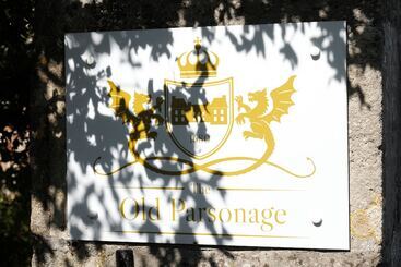 민박 The Old Parsonage