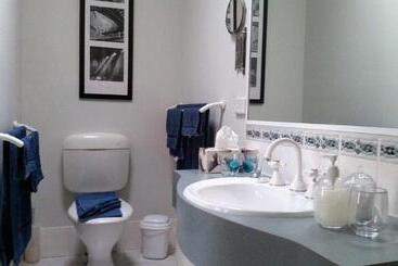 Bellevue Bed & Breakfast