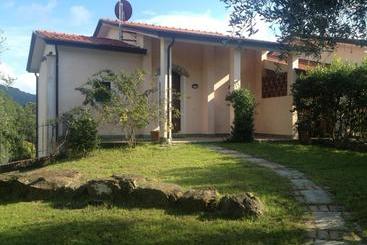 شقق خاصة سياحية Casa Sarticola