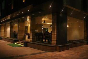 酒店 Bhagwati Park, Ujjain