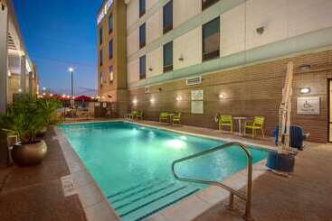 فندق Home2 Suites By Hilton Waco