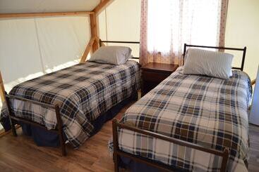 호텔 Indian Flat Rv Park  Tent Cabins & Cottages